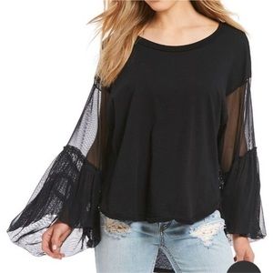 Free people loose long sleeve top 🍂